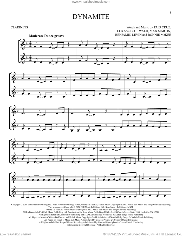 Dynamite sheet music for two clarinets (duets) by Taio Cruz, Benjamin Levin, Bonnie McKee, Lukasz Gottwald and Max Martin, intermediate skill level