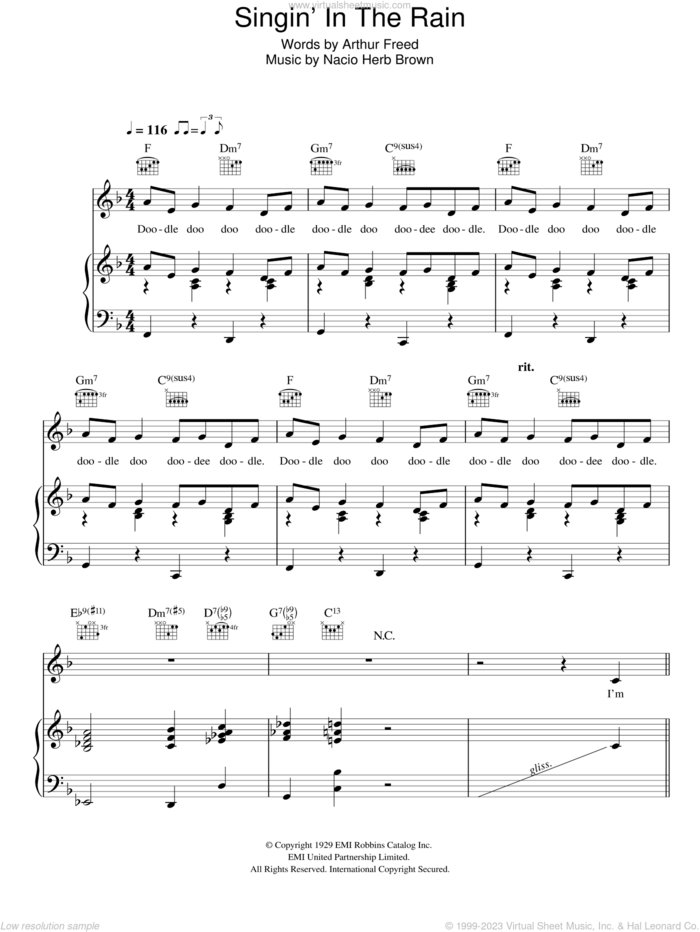 Singin' In The Rain sheet music for voice, piano or guitar by Nacio Herb Brown and Arthur Freed, intermediate skill level