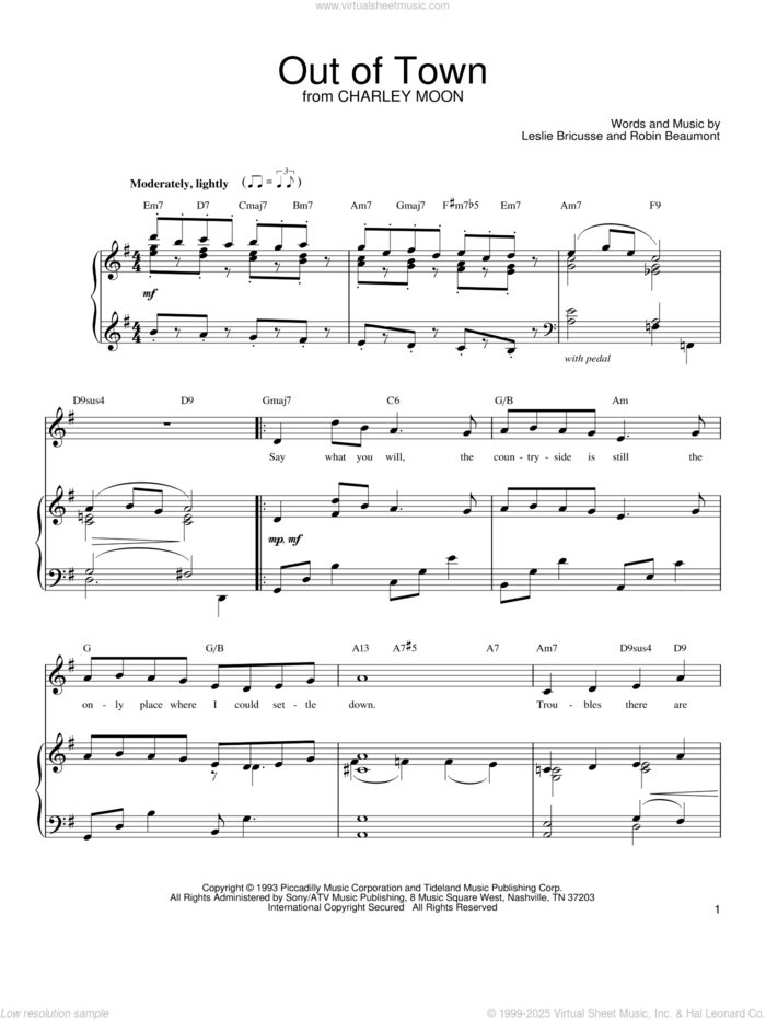 Out Of Town sheet music for voice, piano or guitar by Leslie Bricusse and Robin Beaumont, intermediate skill level