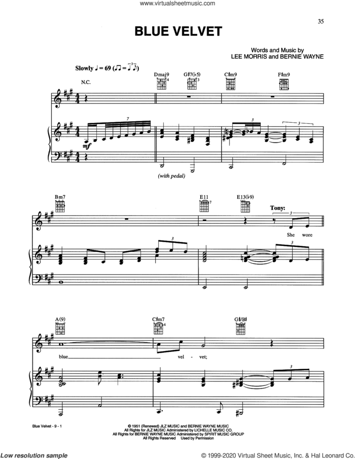Blue Velvet sheet music for voice, piano or guitar by Tony Bennett & k.d. lang, Bernie Wayne and Lee Morris, intermediate skill level