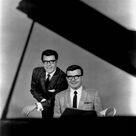 Cover icon of (Theme From) The Apartment sheet music for voice, piano or guitar by Ferrante & Teicher and Charles Williams, intermediate skill level