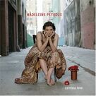 Cover icon of Between The Bars sheet music for voice, piano or guitar by Madeleine Peyroux and Elliott Smith, intermediate skill level
