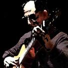 Cover icon of Oseh Shalom Vars 1, 2 (arr. Joe Marks) sheet music for guitar solo by Debbie Friedman and Joe Marks, intermediate skill level