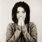 Cover icon of Play Dead sheet music for piano solo (chords, lyrics, melody) by Bjork Gudmundsdottir, David Arnold and John Wardle, intermediate piano (chords, lyrics, melody)